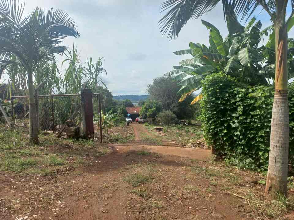 Chácara de 5.130 MT com Casa na Estrada da Cegonha