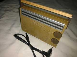 Radio Antigo Philips Modelo 231(- Década de 1970);pilha/ Luz.)100% Fun