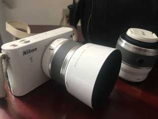 Vende-se Câmera Nikon 1 J1