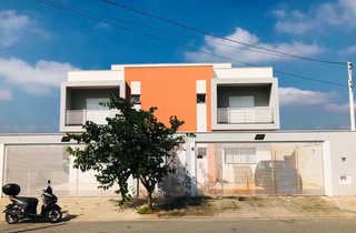 Casa Laranja no Portal dos Ipês Rua Zíneas