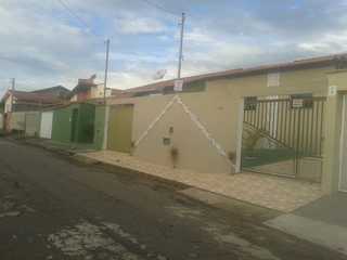 Vende SE Casa em Paraguaçu MG com 6 Quartos