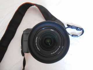 Camera Digital Sony Dslr A100
