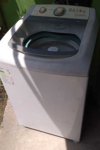 Máquina de Lavar 10kg
