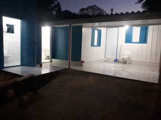 Alugo Casa Sozinha em Pátio Grande 500m2 Alvorada-rs 2 Banheiros Garag