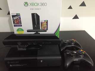 Xbox360 4gb+2 Controles+ Kinect+11 Jogos na Caixa