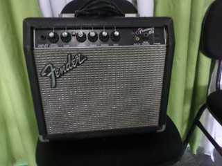 Amplificador Fender Frontman 15g 15w