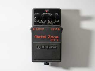 Pedal de Guitarra Boss Metal Zone Mt-2