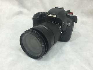 Canon 7d Completa com Bolsa Tripé Lente Etc