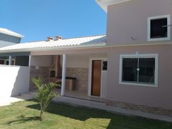 Casa com 3 Dorms em Maricá - Recanto de Itaipuaçu (itaipuaçu) por 410 Mil à Venda