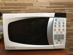 Microondas Electrolux 18l