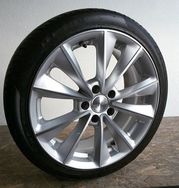 Rodas Tsuya 18x8