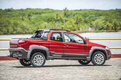 Fiat Strada Adv.1.8 16v Dualogic Flex CD 2016