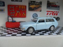 Quadro Oficina de Carro Miniatura VW Variant