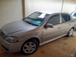 Astra Sedam 2004 - Prata - Carro Muito Novo - Todo Revisado