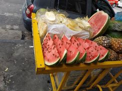 Venda de Frutas em Pedaços Lobão