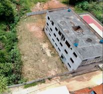 Vende-se um Lote de 201,25m2 no Centro de Dores de Campos MG