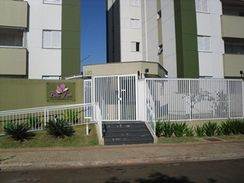 Lindo Apartamento Semimobiliado R$ 250.000,00