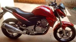 Vendo Moto Honda CB 300r Flex, Ano 2014, Cor Vermelha com Alarme e Des