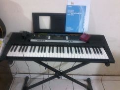 Vendo Teclado Yamaha Completo