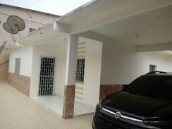 Casa com 3 Dormitórios à Venda, 200 m2 por RS 370.000 - Colônia Terra Nova - Manaus-am