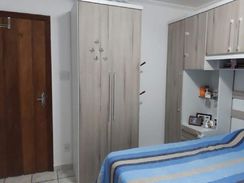 Quarto Casal com Cama