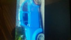 Vendo um Fusca na Cor Azul Valor 2.000 Telefone