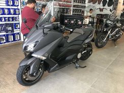 Yamaha Tmax 530