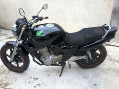 Vendo CB 500 Ano 200