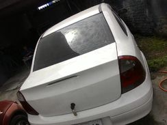 Corsa Sedan Branco 2005