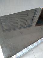 Vendo uma Mesa de Inox Semi-nova