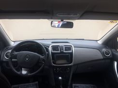 Renault Logan 1.6 2015 único Dono