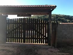 Portão de Madeira para Garagem