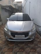 Peugeot 208 1.6 16v Griffe (flex) 2014