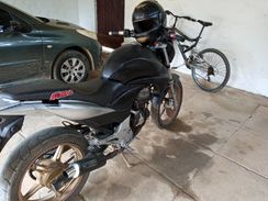 CB 300 em Perfeito Estado Pra Sair Rápido