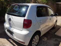 Volkswagen Fox 1.0 Tec (flex) 4p 2014