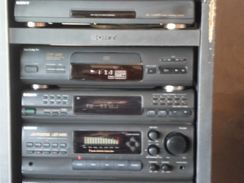 Aparelho de Som Sony Lbt a 495 com Rack e Toca Disco a Mais