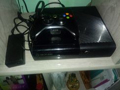 Vende-se XBOX 360