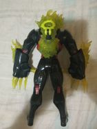 Boneco Max Steel Toxzon Ataque Tóxico