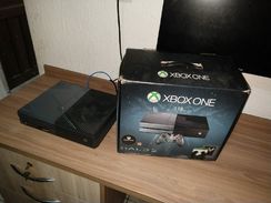 XBOX One Edição Halo 1tb