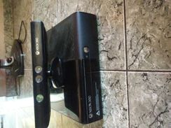 Vendo XBOX 360 único Dono ... Sou de Realengo