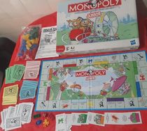 Jogo Monopoly Junior ( Banco Imobiliário Parque de Diversões) Original