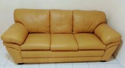 Vendo Sofá 3 Lugares, Pouco Uso