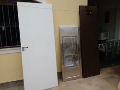 2 Portas e 1 Pia Inox