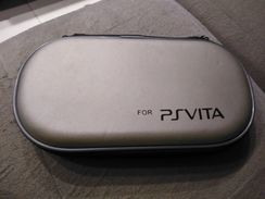 Ps Vita com 2 Jogos