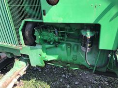 Trator John Deere 5600 4x4