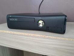 XBOX 360 Slim