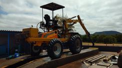 Trator Carregadeira de Laranja Cana ou Madeira