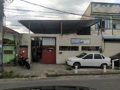 Vendo ou Alugo um Sobrado com Galpão em Guadalupe