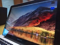 Apple Macbook Pro 13,3