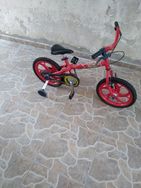 Vendo uma Bicicleta em Bom Estado